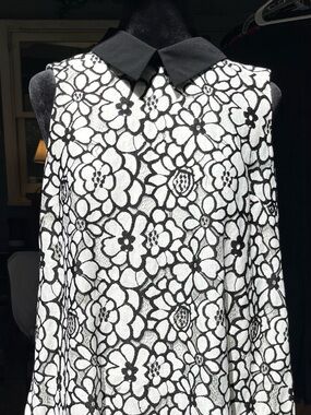 Nanette Lepore Black- White Floral Lace Sleeveless Dress Peter Pan Collar Sz. 10